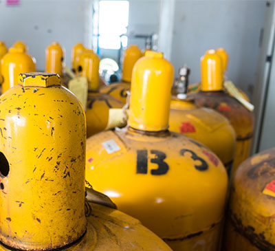 Chloromethane Market by Type and Geography - Forecast and Analysis 2021-2025